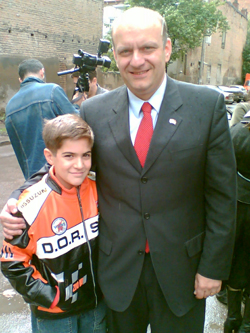 bacho chubinidze da ganatlebis ministri